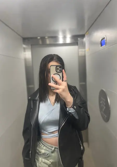 Sabrina из Ярославля, ищу на сайте знакомства без обязательств