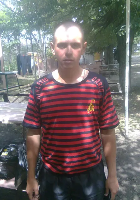 Я Artem, 36, из Салавата, ищу знакомства без обязательств