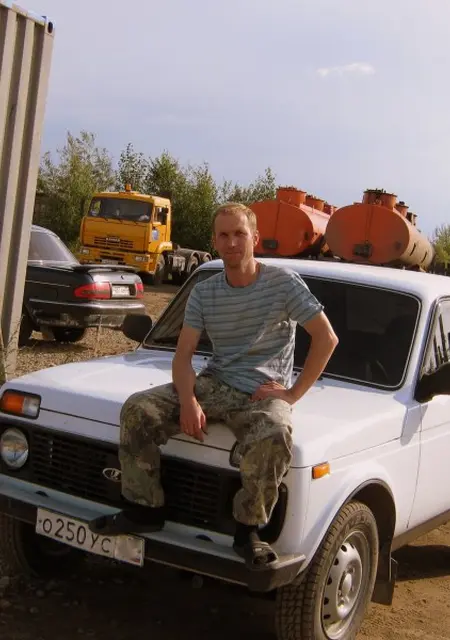 Я Сергей, 45, из Стрежевого, ищу знакомства на одну ночь