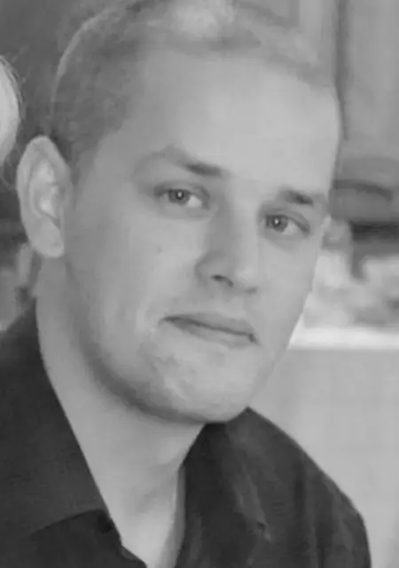 Сергей из Сарапула, ищу на сайте знакомства на одну ночь