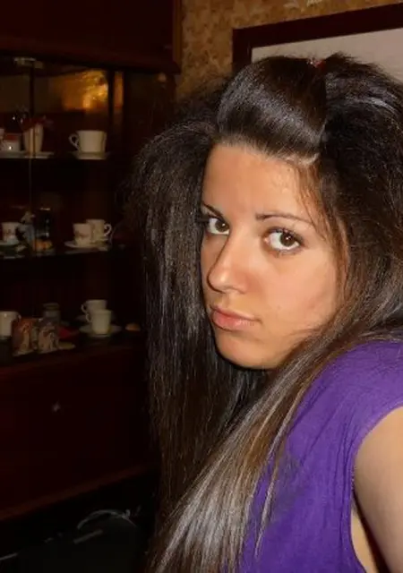 Я Илона, 21, знакомлюсь для общения в Пикалеве