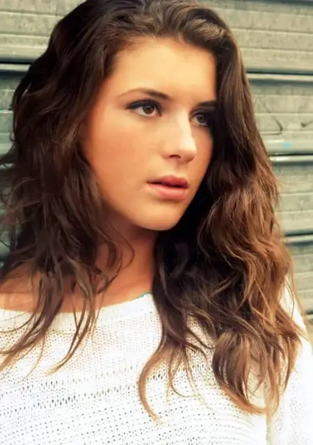 Майя из Ряжска, мне 18, познакомлюсь для дружбы