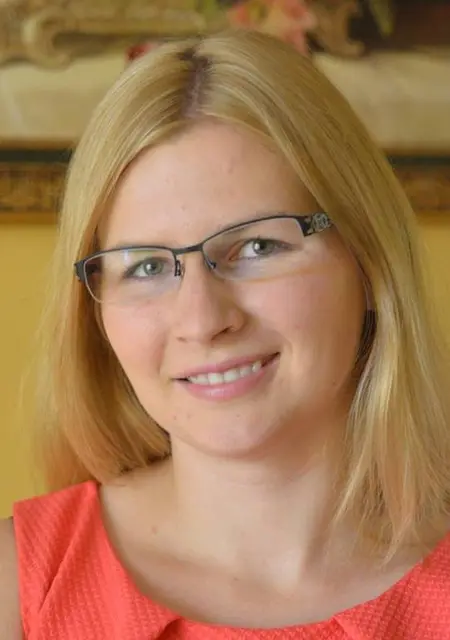 Я Регина, 23, знакомлюсь для постоянных отношений в Бугульме