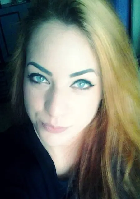 Я Инесса, 19, из Каспийска, ищу знакомство для постоянных отношений