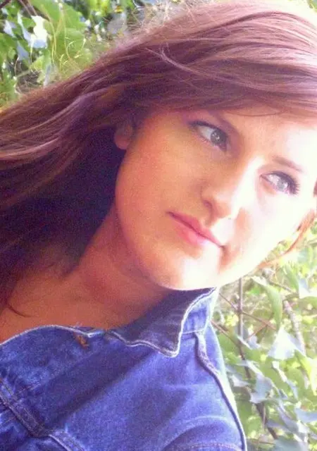 Валерия из Кольчугина, мне 26, познакомлюсь для дружбы