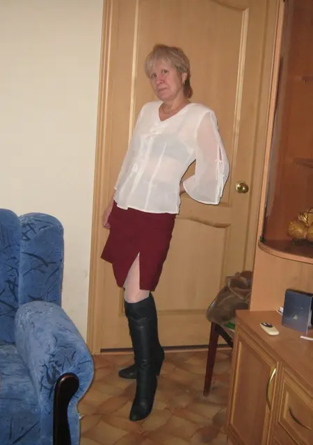 Я Катя, 57, из Санкт-Петербурга, ищу знакомство для вирта