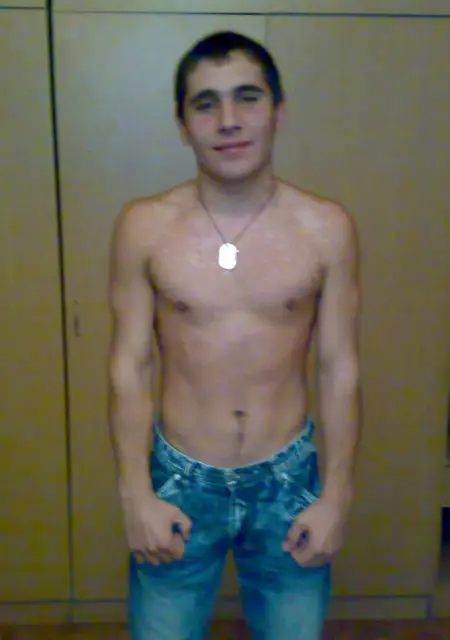 Я Павел, 35, из Батайска, ищу знакомство для постоянных отношений