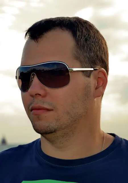 Я Димон, 42, знакомлюсь на одну ночь в Десногорске