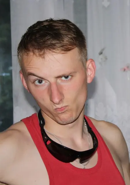 Я Мишаня, 37, знакомлюсь для дружбы в Галенки