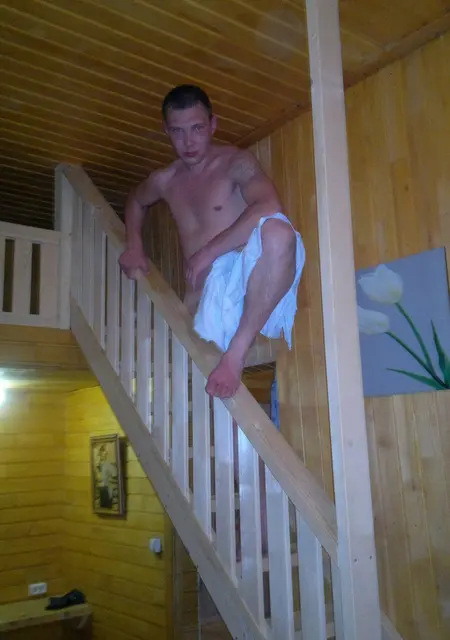 Я Sanek, 38, из Корсакова, ищу знакомства на одну ночь