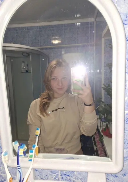 Ольчик из Курска, ищу на сайте знакомства на одну ночь