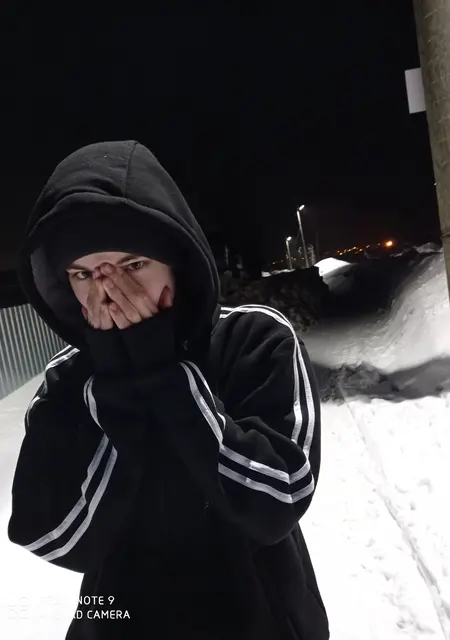 Я Максим, 20, знакомлюсь для общения в Омутнинске