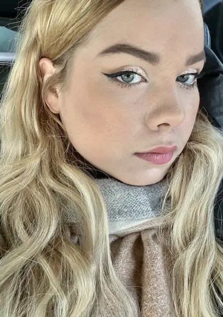 Лиза из Краснодара, ищу на сайте вирта