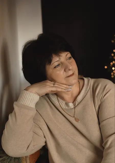 Я Елена, 52, из Санкт-Петербурга, ищу знакомство для общения
