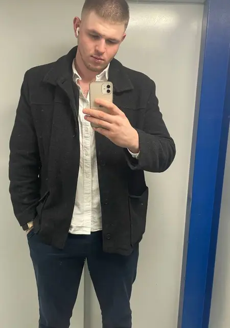 Я Никита, 20, знакомлюсь для вирта в Оренбурге