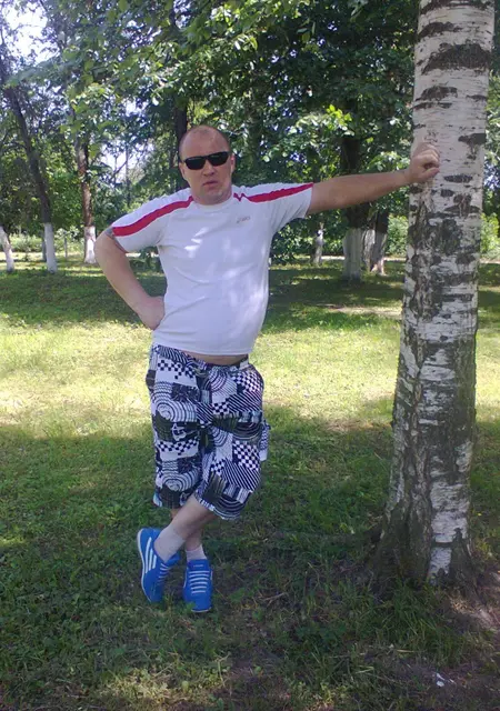 Александр из Яхромы, мне 45, познакомлюсь на одну ночь