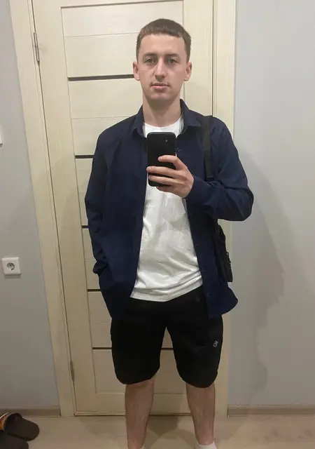 Я Александр, 22, из Омутнинска, ищу знакомство для постоянных отношений