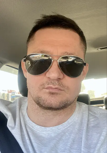 Джон из Москвы, ищу на сайте знакомства без обязательств