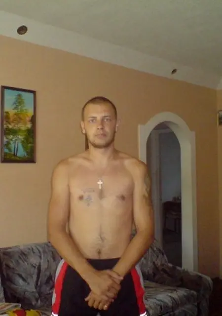 Я Максим, 37, знакомлюсь без обязательств в Лангепасе