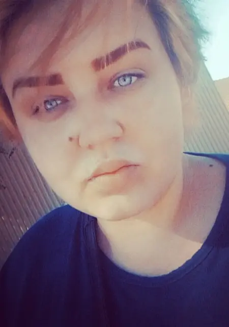 Я Виктория, 27, знакомлюсь для приятного времяпровождения в Туле