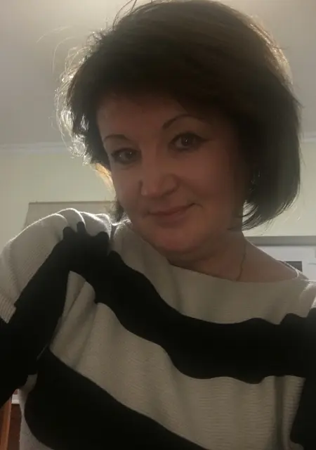 Эля из Воронежа, мне 49, познакомлюсь на одну ночь