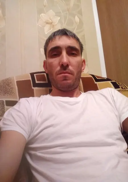 Я Сергей, 40, из Грязей, ищу знакомство для дружбы