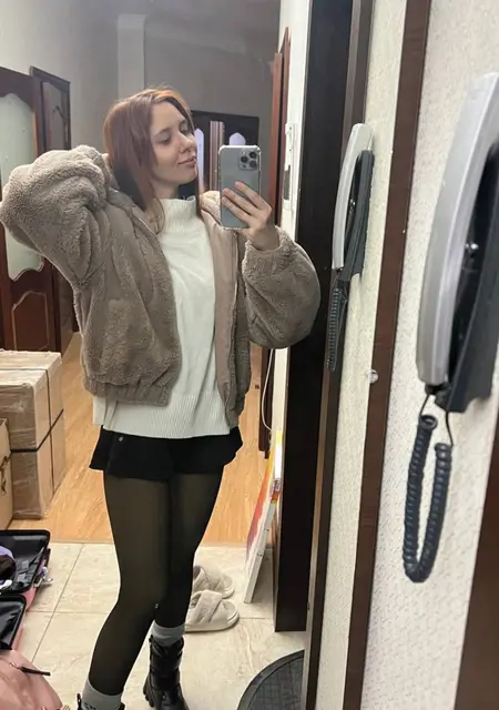 Я Аня, 25, из Большого Камня, ищу знакомства без обязательств