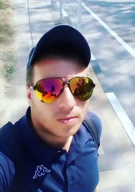 Андрей Добрый из Солнцева, мне 37, познакомлюсь на одну ночь