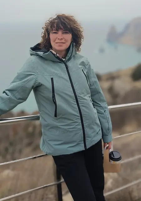 Яна из Севастополя, мне 52, познакомлюсь без обязательств