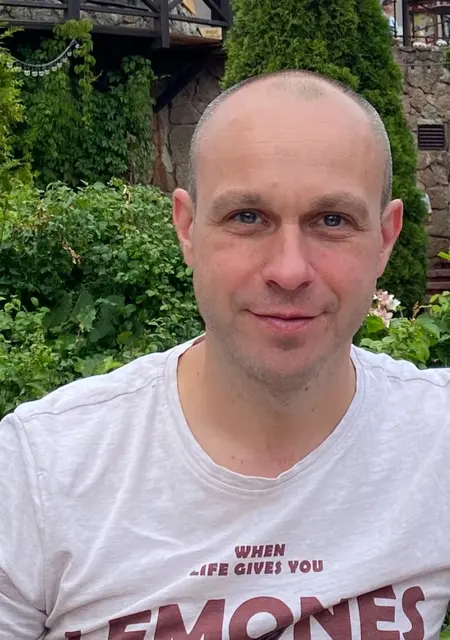 Я Aleksandr, 44, из Киришей, ищу знакомства без обязательств