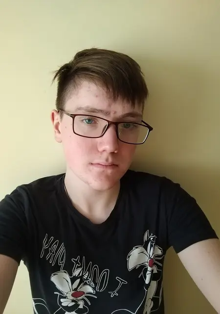 Я Кирилл, 20, из Березников, ищу знакомства на одну ночь