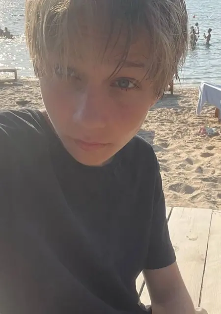 Андрей из Ульяновска, мне 19, познакомлюсь без обязательств