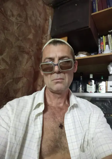 Я Александр, 51, знакомлюсь на одну ночь в Миассе