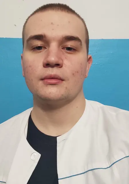 Я Иван, 22, из Саяногорска, ищу знакомства на одну ночь