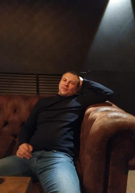 Я Андрей, 38, из Ливен, ищу знакомство для приятного времяпровождения