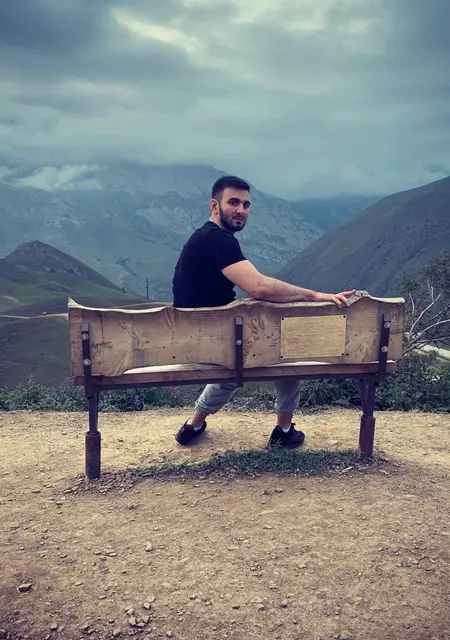 Валерий из Владикавказа, мне 29, познакомлюсь для приятного времяпровождения