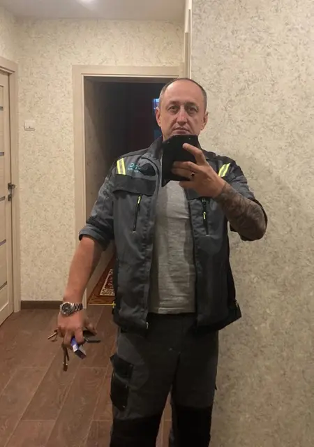 Алексей из Рощина, мне 43, познакомлюсь для постоянных отношений