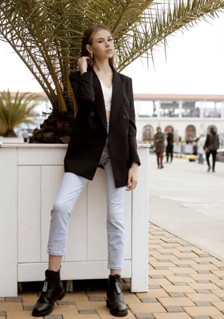 Я Кристина, 24, знакомлюсь для совместных путешествий в Сочи