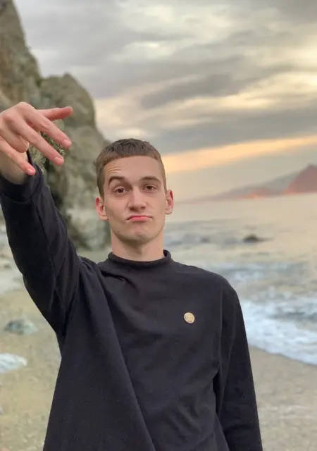 Я Денис, 21, знакомлюсь без обязательств в Находке